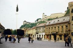 Szlovákia, Trencsén, Mierové námestie, fenn a vár, 1975, Kozák, Fortepan #286526