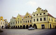 Csehország, Telč, Piactér (náměstí Zachariáše z Hradce)., 1973, Kozák, Skoda 1000 MB, Fortepan #286554