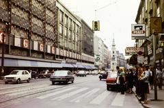 Ausztria, Bécs, Mariahilfer Straße a Kirchengasse kereszteződésénél. Szemben a Stiftskirche., 1973, Kozák, Fortepan #286559