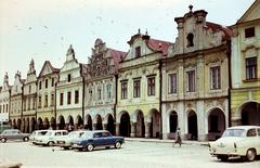 Csehország, Telč, Piactér (náměstí Zachariáše z Hradce)., 1973, Kozák, Skoda 1000 MB, Skoda Octavia, Fortepan #286560