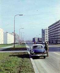 Szlovákia, Komárom, Rákóczi utca (Rákócziho ulica) az Újvári út (Novozámocká cesta) felé nézve., 1973, Kozák, Fortepan #286565