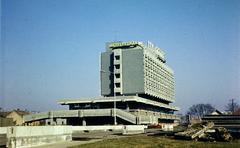 Magyarország, Szolnok, Jászkürt utca, Hotel Pelikán., 1975, Kozák, Fortepan #286657