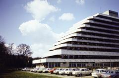 Magyarország, Sopron, Lővér körút 37., SZOT-KPVDSZ üdülő (később Hotel Szieszta)., 1982, Kozák, színes, Fortepan #286743