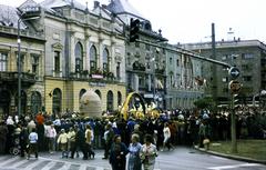 Magyarország, Debrecen, Kossuth tér, Virágkarnevál., 1972, Kozák, Fortepan #286775