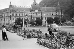 Románia,Erdély, Brassó, Bulevardul Eroilor, Igazságügyi palota (később Palatul Prefecturii)., 1964, Tem Miklós, Fortepan #287142