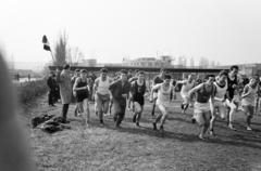 Magyarország, Budaörsi repülőtér, Budapest XI., mezei futóverseny., 1963, Tóth Ákos, Budapest, futóverseny, Fortepan #287256