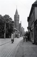 Németország, Berlin, Kelet-Berlin, Alt-Köpenick a Kirchstraße felől a Schlossplatz felé nézve, balra a Köpenicki Városháza., 1973, Tóth Ákos, NDK, Kelet-Berlin, Fortepan #287289