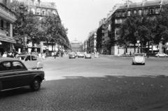 Franciaország, Párizs, a Place André Malraux, szemben az Avenue de l'Opera és a távolban az Opera., 1964, Pécsi család, Citroen 2CV, Fortepan #287714