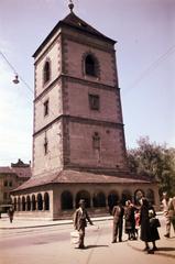 Slovakia, Košice, Fő tér (Hlavné namestie), Orbán-torony., 1956, Csaba László örökösei, colorful, archway, Fortepan #287896