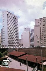 Brazília, Sao Paulo, Viaduto 9 de Julho, balra az Edifício Urupês., 1962, Csaba László örökösei, Fortepan #288014