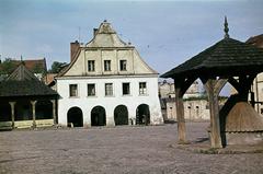 Lengyelország, Kazimierz Dolny, Rynek, a város főtere., 1963, Csaba László örökösei, színes, Fortepan #288068