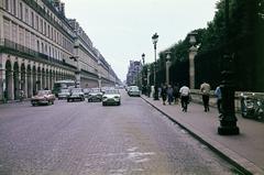 Franciaország, Párizs, a Rue de Rivoli mellett a Tuileriák kertje., 1963, Csaba László örökösei, Citroen Ami, Citroen DS, Opel Rekord, Simca 1000, színes, Fortepan #288126