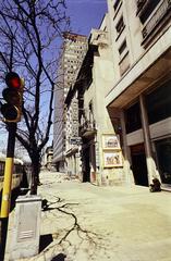 Argentína, Buenos Aires, Avenida 9 de Julio, a Avenida Córdoba és a Calle Viamonte közti szakasza. A képen középen a Torre Mirafiori irodaház., 1969, Csaba László örökösei, Fortepan #288182