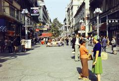 Ausztria, Bécs, Kärntner Strasse a Maysedergasse-Krugerstrasse saroktól a Stephansplatz irányába., 1976, Csaba László örökösei, Fortepan #288404