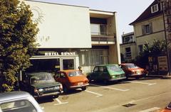 Németország, Leonberg, Stuttgarter Straße 3., Hotel Sonne., 1978, Csaba László örökösei, rendszám, automobil, színes, Renault-márka, Fiat-márka, BMW-márka, szálloda, Fortepan #288454