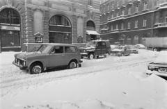 Magyarország, Budapest VII., Síp utca, jobbra a Dohány utca., 1987, Prohászka Imre, Budapest, Lada-márka, Lada Niva, hó, tél, Fortepan #288723