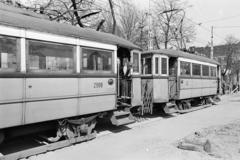 Magyarország, Budapest VIII., Könyves Kálmán körút, idiglenes villamos-végállomás az Üllői útnál az Állami Pénzverő előtt., 1980, Prohászka Imre, villamos, Budapest, Fortepan #289058