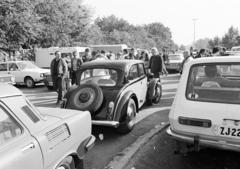 Magyarország, Budapest X., Albertirsai (Dobi István) út, használtautó-piac a BNV melletti parkolóban., 1985, Prohászka Imre, Budapest, autópiac, DKW-márka, Fortepan #289155