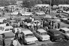 Magyarország, Budapest X., Albertirsai (Dobi István) út, használtautó-piac a BNV melletti parkolóban., 1985, Prohászka Imre, rendszám, automobil, Lada-márka, Trabant-márka, autópiac, Mercedes-márka, Budapest, BMW-márka, Fortepan #289169