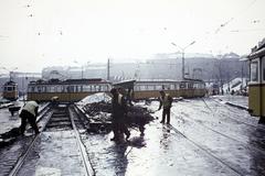 Magyarország, Budapest II.,Budapest I., Széll Kálmán tér, háttérben a Vérmező út házsora., 1977, Bencseky Mátyás, Budapest, Fortepan #289628