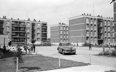 Magyarország, Kecskemét, Rávágy tér., 1966, Építésügyi Dokumentációs és Információs Központ, VÁTI, taxi, Barkas-márka, lengyel gyártmány, automobil, FSO-márka, rendszám, FSO Warszawa, Fortepan #28993