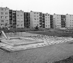 Magyarország, Százhalombatta, Erkel Ferenc körút házai a Jókai köz felől nézve., 1971, Építésügyi Dokumentációs és Információs Központ, VÁTI, Fortepan #29035