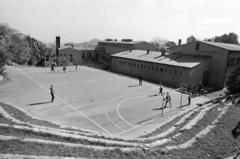 Magyarország, Budapest XII., Mártonhegyi út 34., Általános Iskola (később Tamási Áron Általános Iskola, Gimnázium és Német Nemzetiségi Gimnázium)., 1974, Hegyvidéki Helytörténeti Gyűjtemény, Budapest, Fortepan #290483