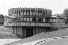 Magyarország, Budapest XII., Apor Vilmos (Lékai János) tér, Randevú eszpresszó a megkezdett nagytemplom altemploma fölé épített szolgáltatóházban., 1974, Hegyvidéki Helytörténeti Gyűjtemény, eszpresszó, Budapest, Fortepan #290594