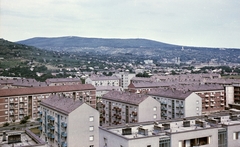 Magyarország, Uránváros, Pécs, látkép az Esztergár Lajos utca (39-es dandár út) felől a Misina felé nézve., 1964, Építésügyi Dokumentációs és Információs Központ, VÁTI, színes, látkép, Fortepan #29083