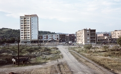 Magyarország, Miskolc, Észak - Kilián a Kandó Kálmán utcából nézve. A magas ház a Kiss tábornok utca - Dorottya utca sarkán áll., 1962, Építésügyi Dokumentációs és Információs Központ, VÁTI, színes, Fortepan #29207