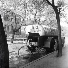 1937, Kenderessy Tibor, Best of, FKFV-szervezet, utcaseprő, locsolóautó, Fortepan #293011