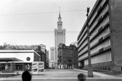 Lengyelország, Varsó, előtérben keresztbe az ulica Szpitalna, szemben az ulica Brokla Kazimierza és a Kultúra és Tudomány Palotája., 1964, Kenderessy Tibor, Fortepan #293111