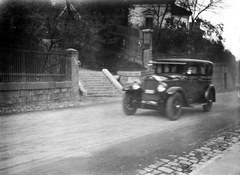 Magyarország, Víziváros, Budapest I., Hunyadi János út a Jezsuita lépcsőnél., 1928, Szávoszt-Vass Dániel, autóverseny, automobil, Budapest, Fortepan #29402