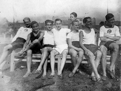 1930, Szávoszt-Vass Dániel, tableau, men, bench, boys, pitch, sportsperson, Fortepan #29404