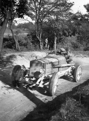 Magyarország, Budapest XII., Wolfner László Steyr versenyautóval a KMAC kilencedik hegyiversenyének résztvevője, az 1928-as svábhegyi verseny edzésén., 1928, Szávoszt-Vass Dániel, Steyr-márka, osztrák gyártmány, autóverseny, automobil, Budapest, Fortepan #29434