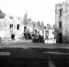 Italy, 1918, Urbánné dr. Lux Judit, war damage, ruins, photo aspect ratio: square, Fortepan #294747