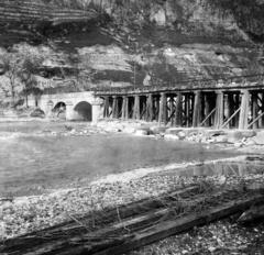 1918, Urbánné dr. Lux Judit, engineer bridge, valley, wooden structure, photo aspect ratio: square, shore, Fortepan #294749