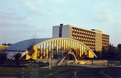 Magyarország, Hajdúszoboszló, Mátyás király sétány 10. (Lenin utca), a SZOT Béke Gyógyüdülő., 1979, Donát Bálint, Fortepan #295286