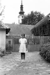 Magyarország, Szeremle, háttérben a Fő utcán álló református templom tornya., 1964, Szász Gábor, Fortepan #295730