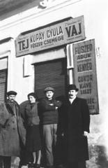 Hungary, Budapest III., Szentendrei út 43., 1939, Török Kálmán, dairy, pride, store display, Budapest, Fortepan #295804