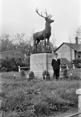 Magyarország, Szarvas, Szarvas-szobor (Maróti Géza), 1965, Németh Tamás, Fortepan #30106