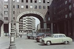 1957, Szalay János, AWZ P70 Zwickau, Wartburg 311/312, Madách-házak, árkád, klinkertégla, Fortepan #301360
