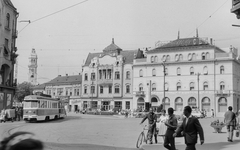 Románia,Erdély, Nagyvárad, Bémer tér (Piata Regele Ferdinand I), balra a városháza tornya, 1963, Németh Tamás, kerékpár, utcakép, villamos, torony, középület, eklektikus építészet, Rimanóczy Kálmán-terv, Fortepan #30151