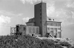 1958, Szalontai Tamás, hegytető, osztott ablak, modern építészet, Fortepan #301778