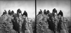 A felvétel 1900 előtt készült. A kép forrását kérjük így adja meg: Fortepan / MMKM. Levéltári jelzet: MMKM TTFGY 2019.1., 1900, Magyar Műszaki és Közlekedési Múzeum / Eötvös Loránd, Eötvös Loránd, Fortepan #303365