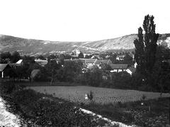A felvétel 1900 előtt készült. A kép forrását kérjük így adja meg: Fortepan / MMKM. Levéltári jelzet: MMKM TTFGY 2019.1., 1900, Magyar Műszaki és Közlekedési Múzeum / Eötvös Loránd, Eötvös Loránd, Fortepan #303412