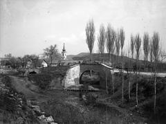 A felvétel 1900 előtt készült. A kép forrását kérjük így adja meg: Fortepan / MMKM. Levéltári jelzet: MMKM TTFGY 2019.1., 1900, Magyar Műszaki és Közlekedési Múzeum / Eötvös Loránd, Eötvös Loránd, Fortepan #303428