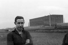 1939, Inkey Tibor, hairdo, arms crossed over the chest, Fortepan #303999