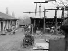 Magyarország, Őrbottyán, Gombos Lajos harangöntő mester műhelye., 1981, Szebeni András, Fortepan #304110