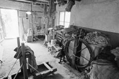 Magyarország, Tapolca, kötélgyártó / kötélverő., 1981, Szebeni András, műhely, kötél, kötélgyártó, Fortepan #304147